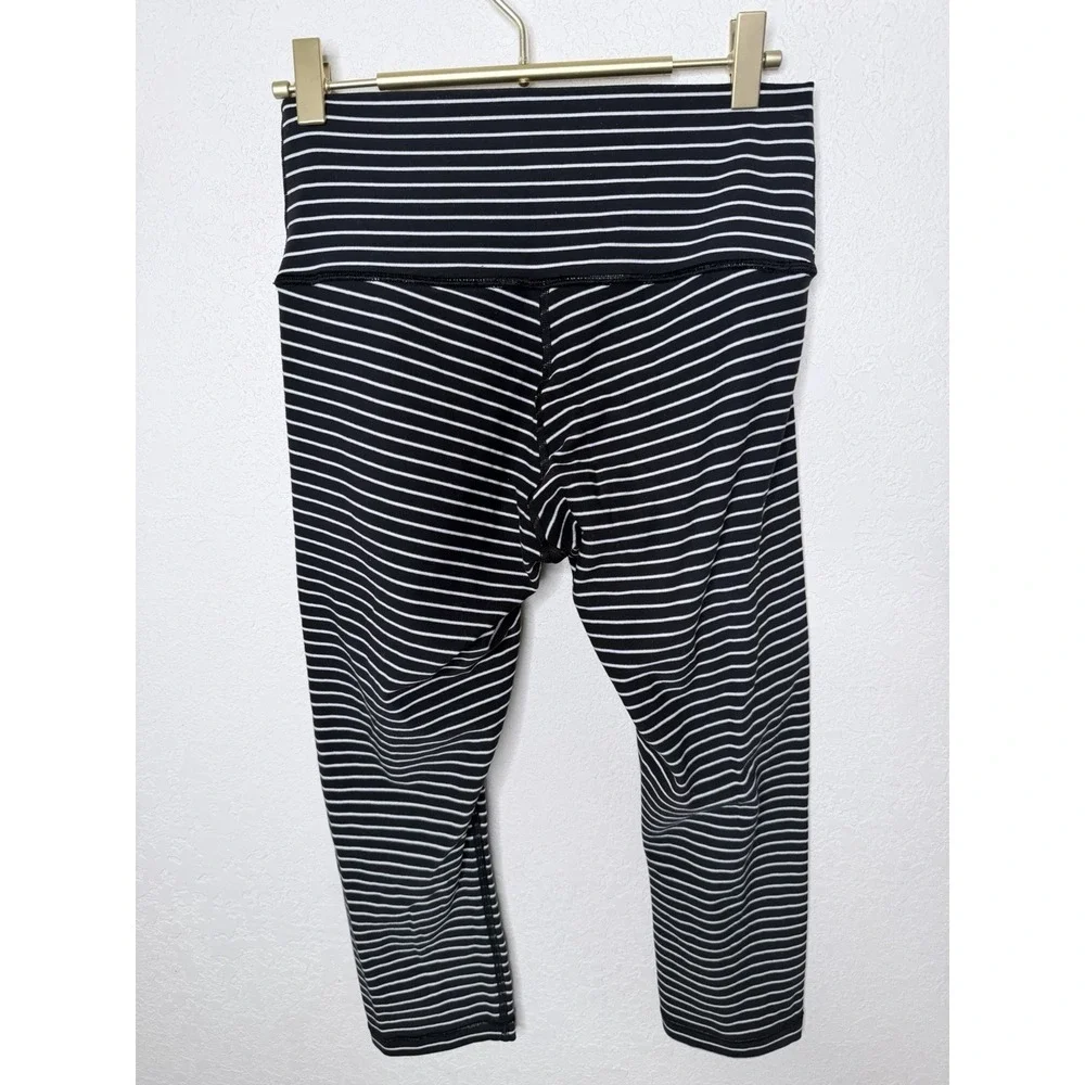Lululemon Wunder Under Leggings Size 8 Wee Stripe Yoga‎ Athleasure